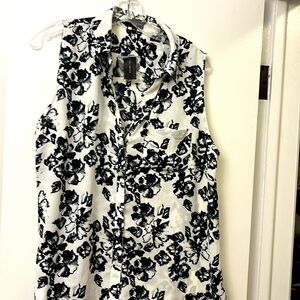 NWT sleeveless blouse